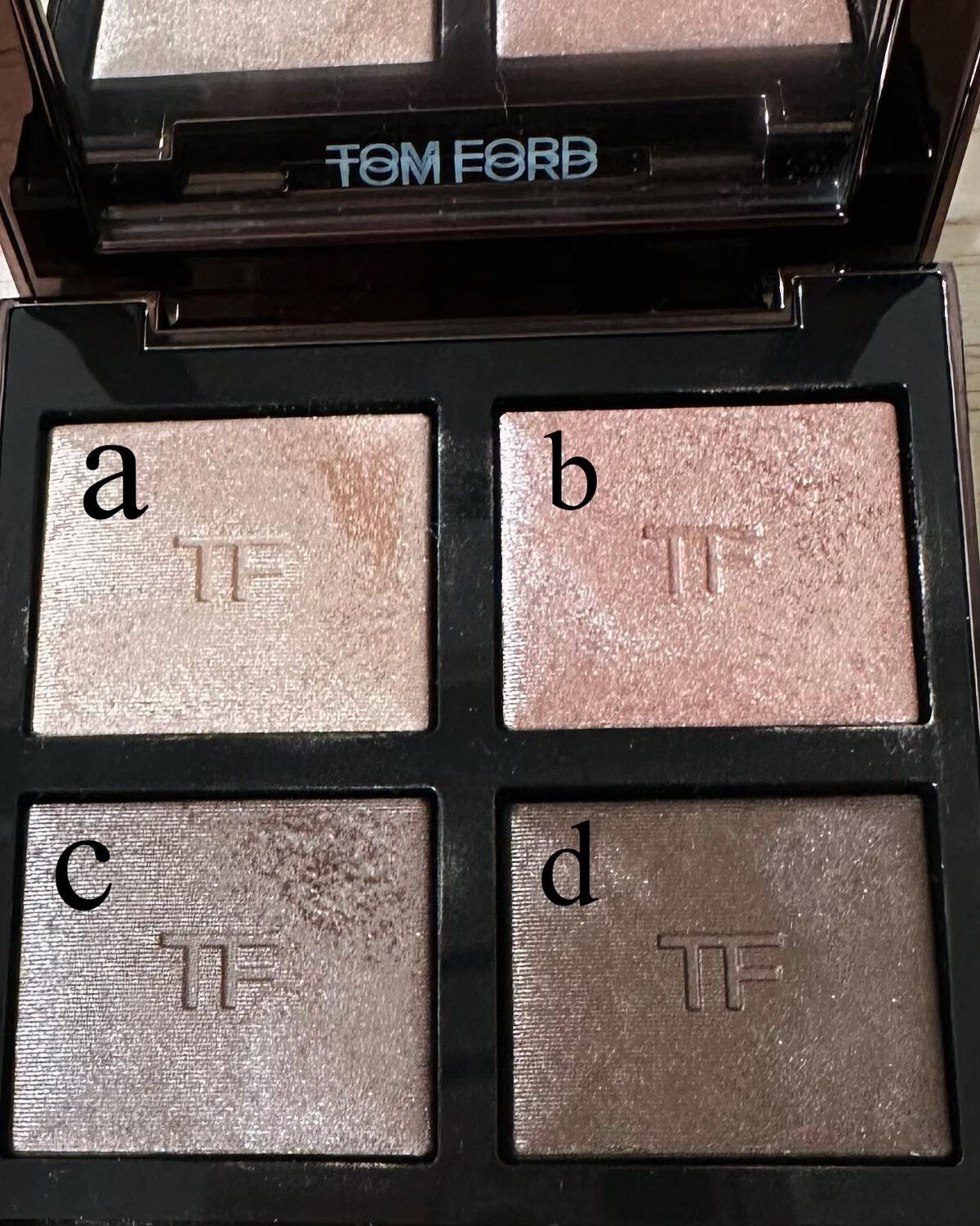 アイ カラー クォード/TOM FORD BEAUTY/アイシャドウパレットを使ったクチコミ(2枚目)