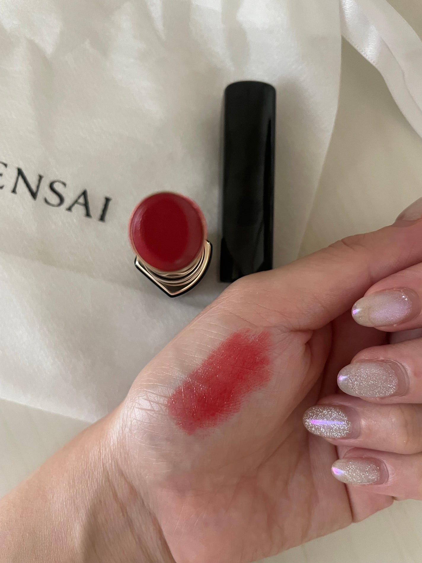 ラスティングプランプリップスティック/SENSAI/口紅を使ったクチコミ(3枚目)