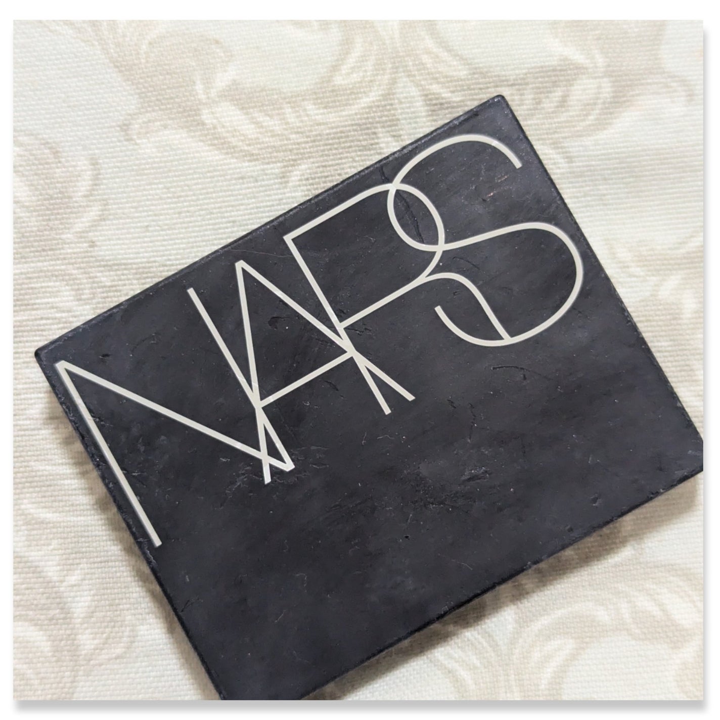 ヴォワヤジュールアイシャドウパレット/NARS/アイシャドウパレットを使ったクチコミ(3枚目)