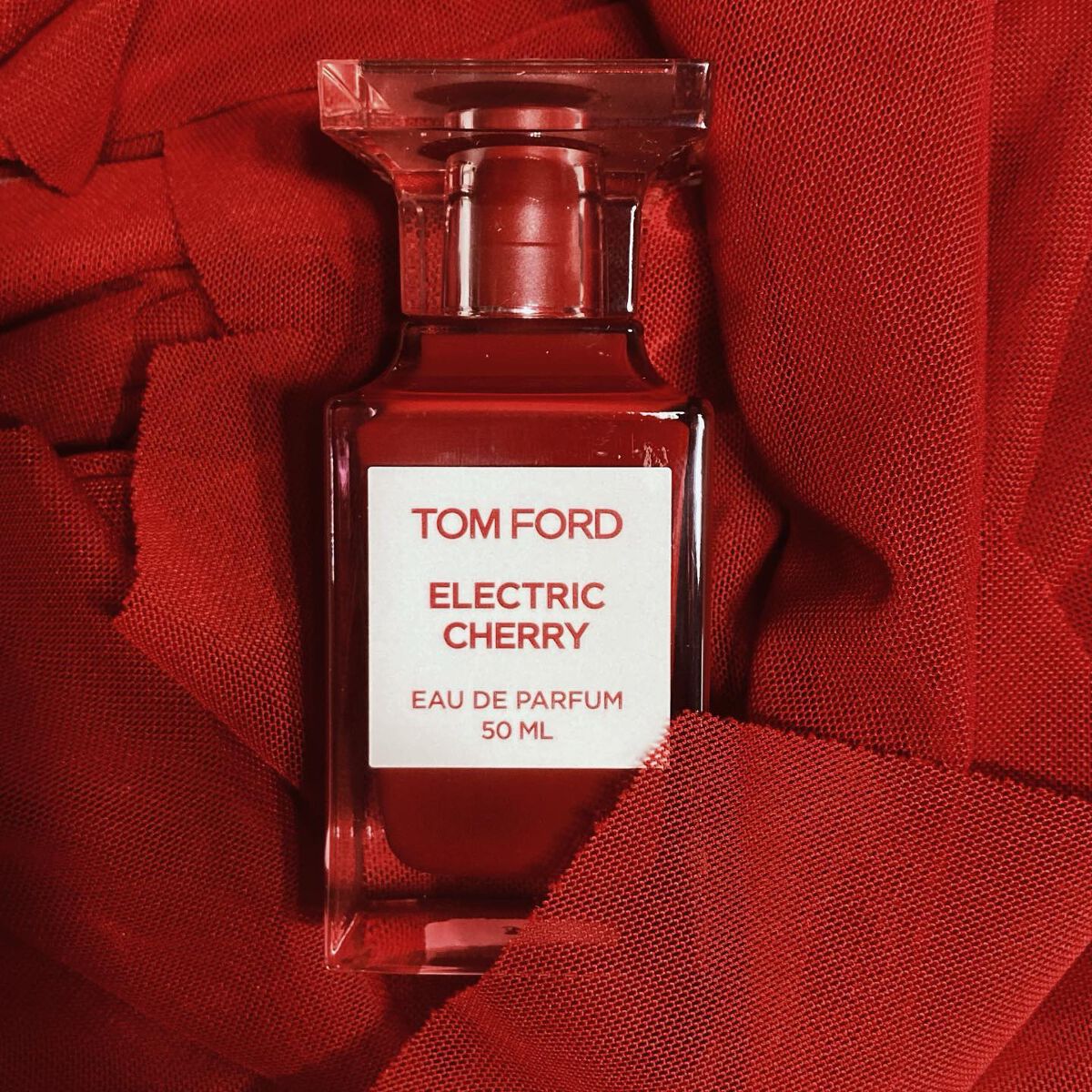 トムフォード　香水　チェリースモーク　30ml未開封未使用です
