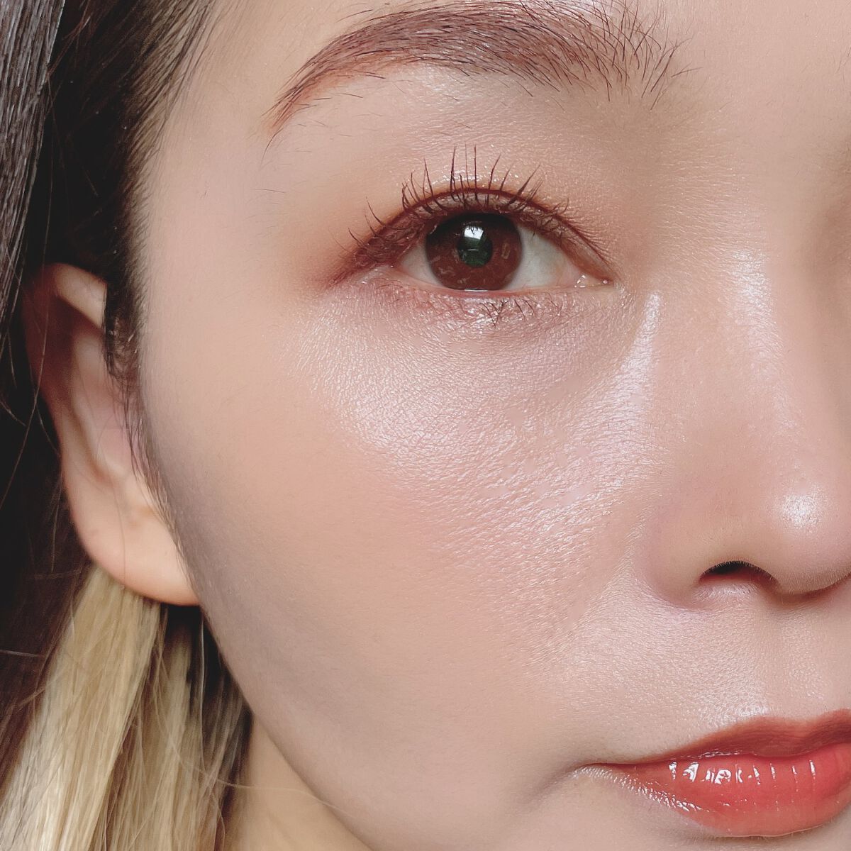 ウルトラスリムクッション＋レフィルセット 23号ナチュラルベージュ/APRILSKIN/クッションファンデーションを使ったクチコミ（2枚目）