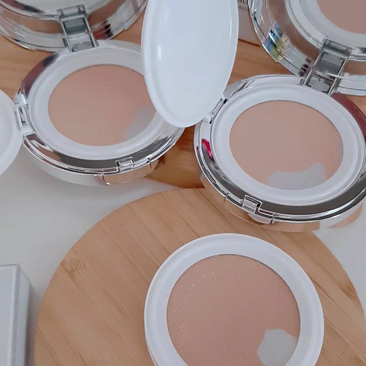 グリーミングテンションパクト/2aN/クリーム・エマルジョンファンデーションを使ったクチコミ（3枚目）