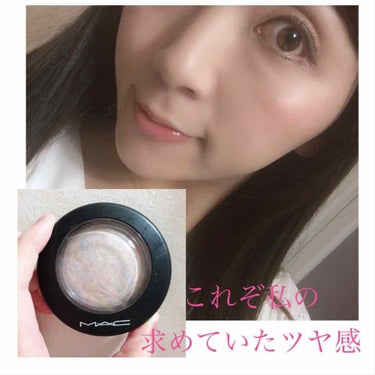 MAC
ミネライズスキンフィニッシュ✨

MACのハイライト最高です😭💕
やっと自分好みのツヤ感に出会えました✨
友人に前々から進められてやっと購入✨
この商品前からとても人気なのは
知っていたのですが