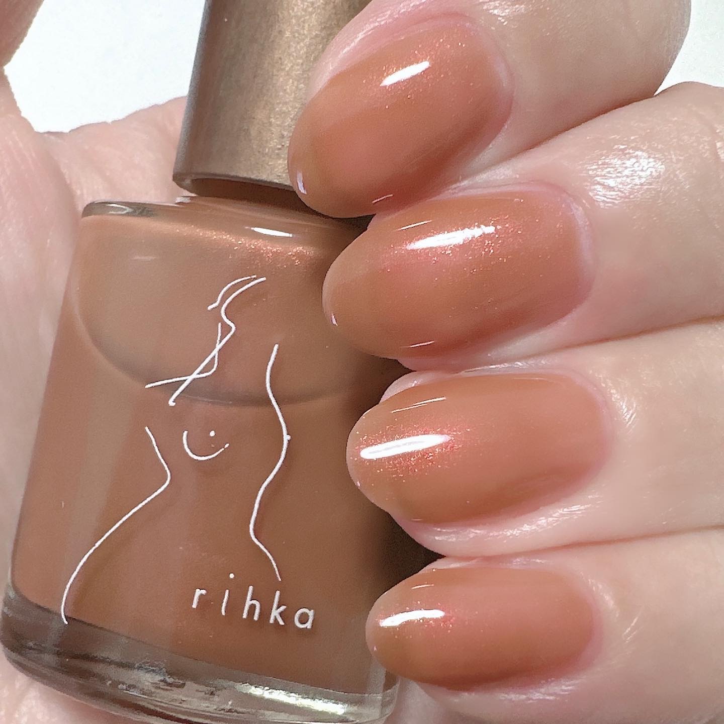ネイルポリッシュ RNP085 sugar（シュガー） / rihka(リーカ) | LIPS