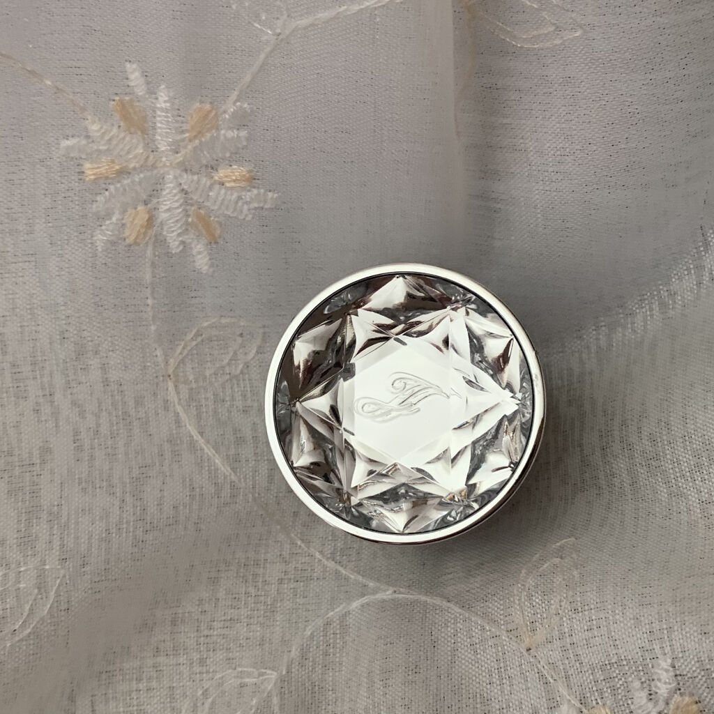 ジルスチュアート リップバーム ホワイトフローラル/JILL STUART/リップバームを使ったクチコミ（2枚目）