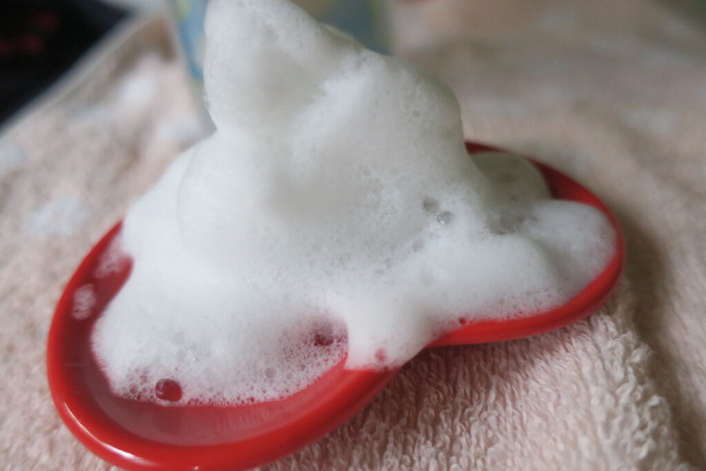 はい！みるく特濃 クリームウォッシュ/ロゼット/洗顔フォームを使ったクチコミ（3枚目）