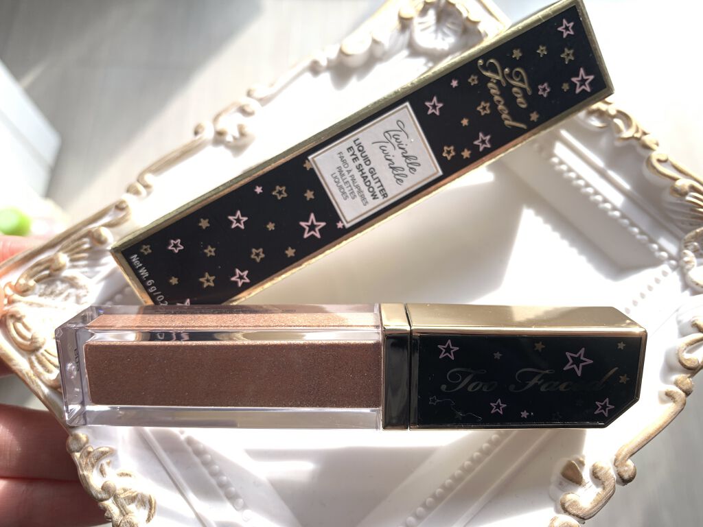 トゥインクル トゥインクル リキッド グリッター アイシャドウ ハニー プリーズ！/Too Faced/グリッターを使ったクチコミ（1枚目）