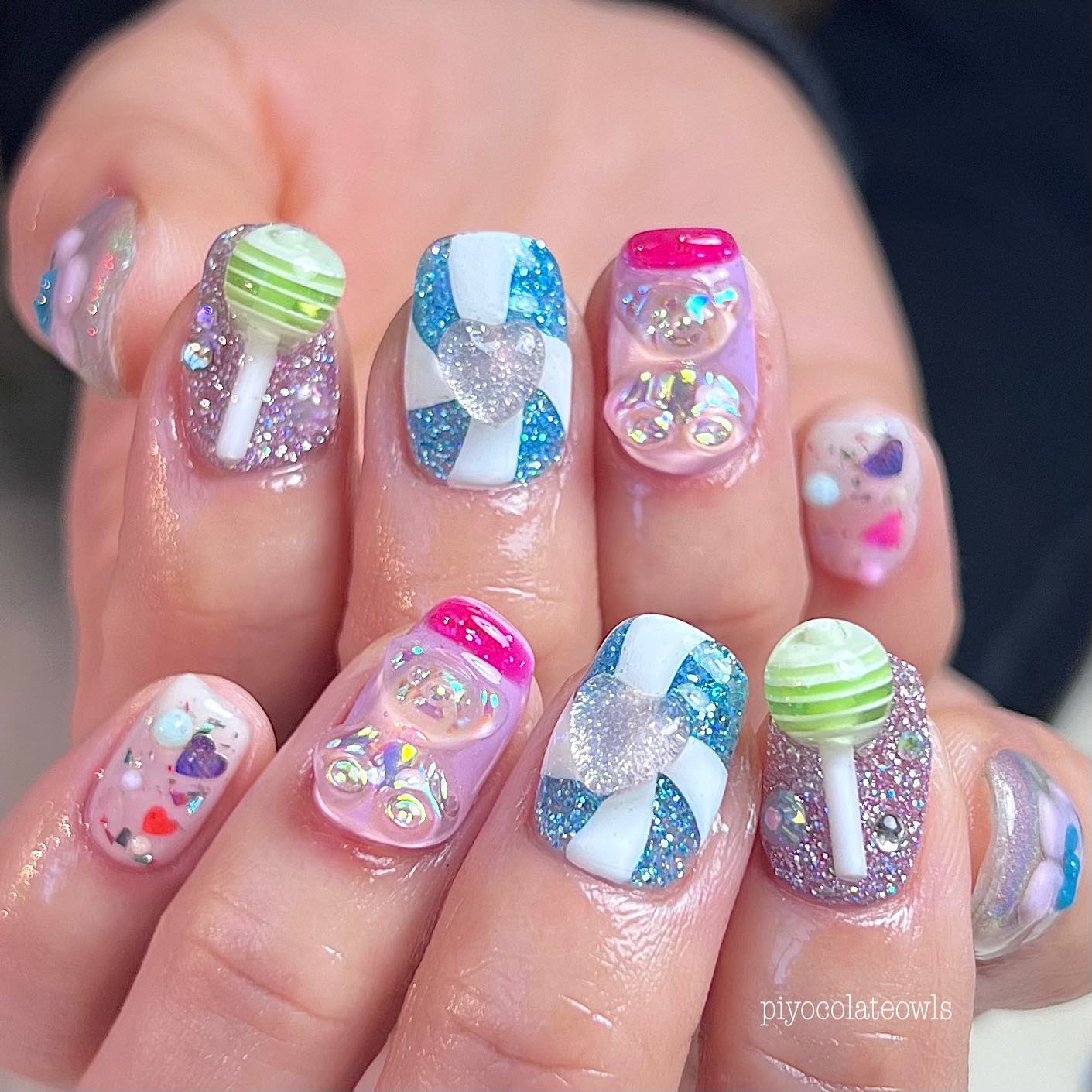 ぴよこれいと あうるす on LIPS 「キラキラな夢かわのオーダー。おぱんちゅウサギの3Dのオーダー。..」(1枚目)