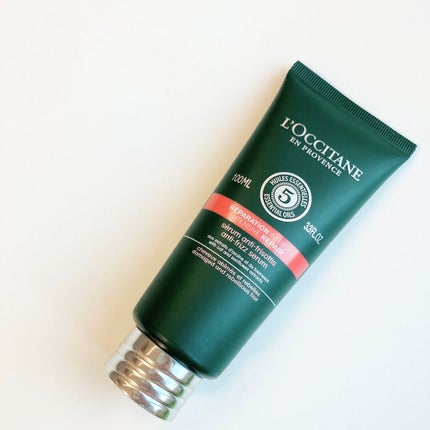 ファイブハーブス リペアリングヘアミルクセラム/L'OCCITANE/ヘアミルクを使ったクチコミ(1枚目)