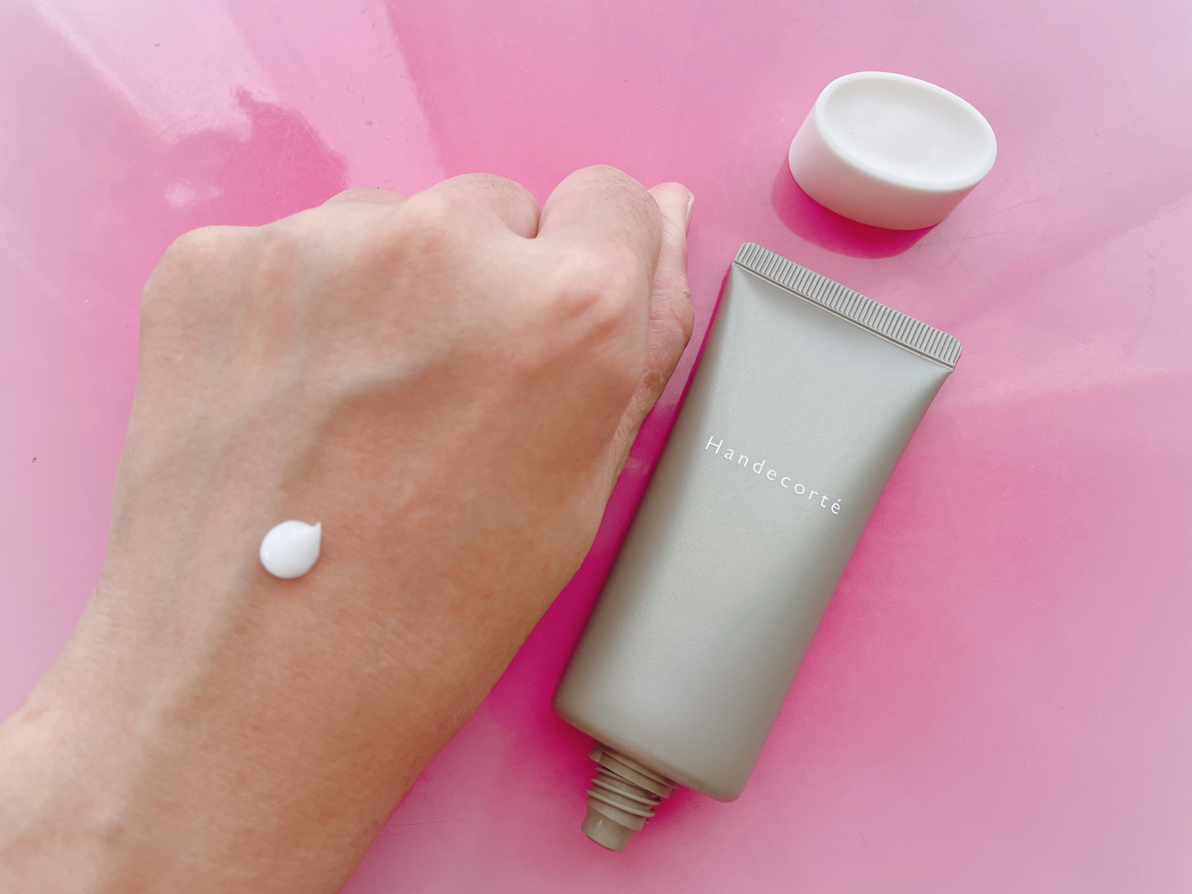 ハンデコルテ/キユートピア/ネック・デコルテケアを使ったクチコミ（2枚目）