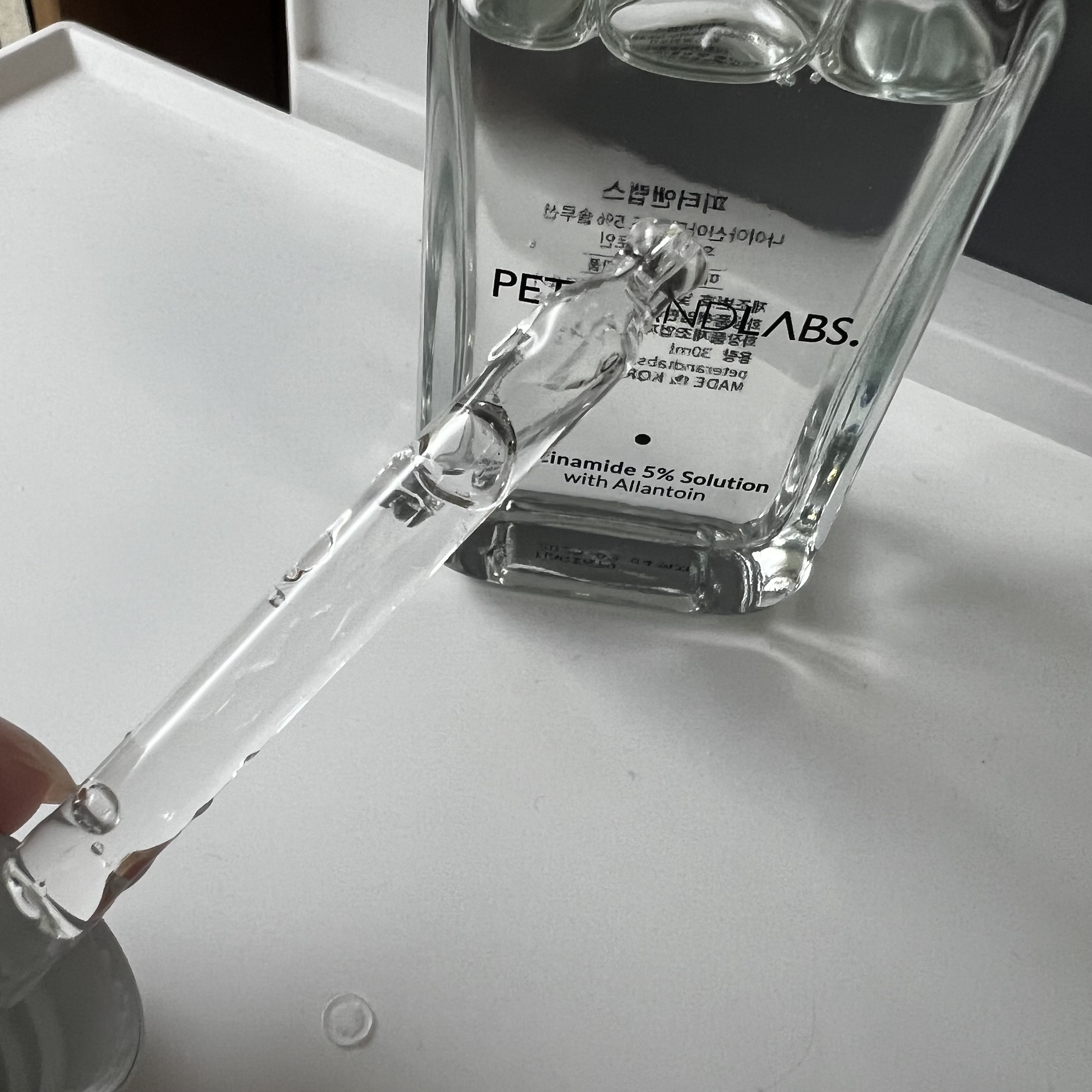 ナイアシンアミド5%ソリューションウィズアラント美容液/PETERANDLABS/美容液を使ったクチコミ（3枚目）