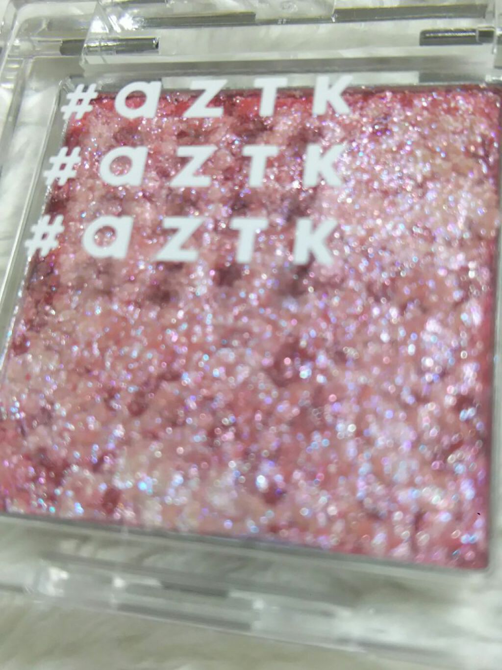 シングルアイシャドウ/aZTK/単色アイシャドウを使ったクチコミ（2枚目）