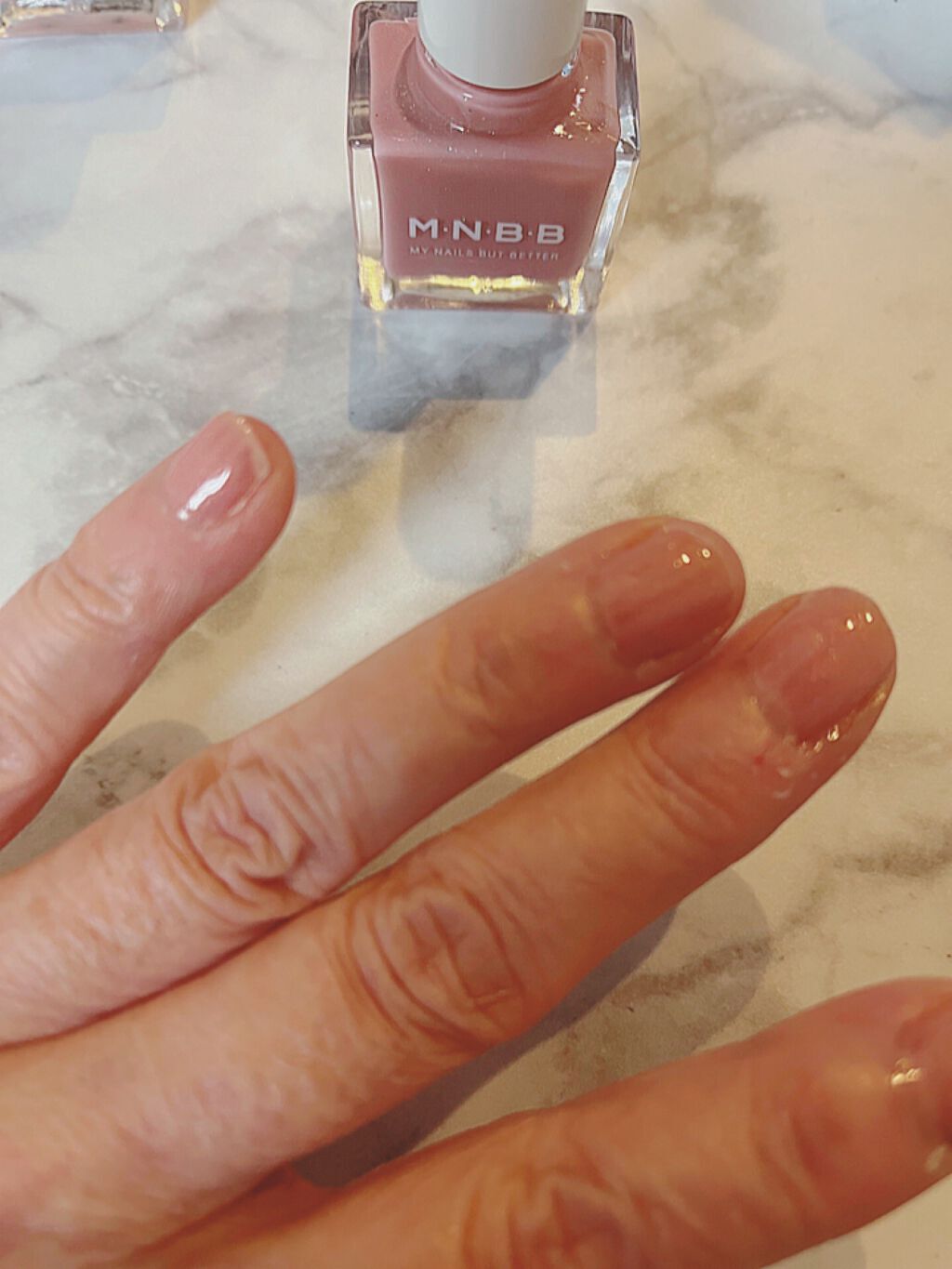 パーフェクトネイルコート カラー/M･N･B･B/オールインワンネイルを使ったクチコミ（3枚目）