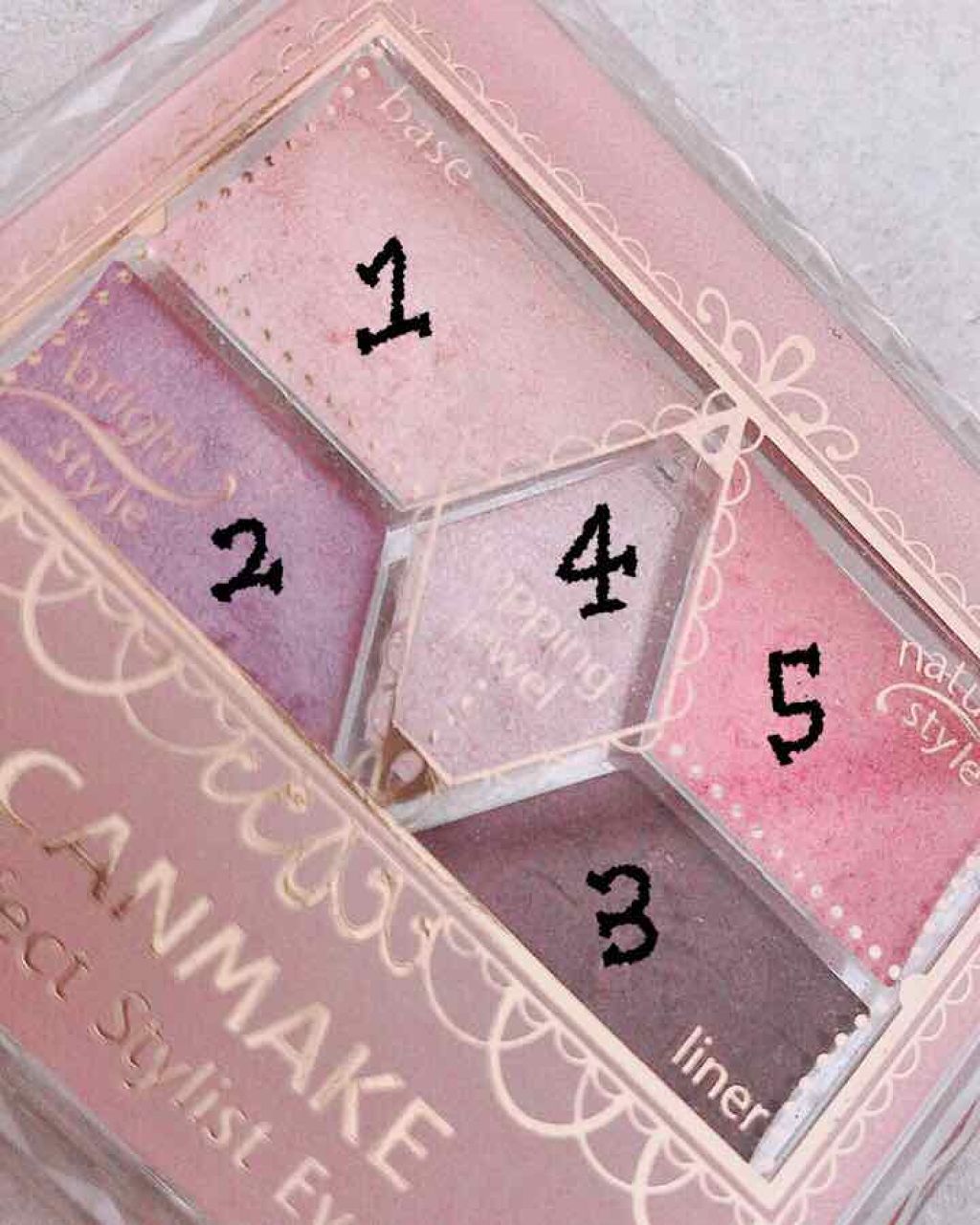 【旧品】パーフェクトスタイリストアイズ/キャンメイク/アイシャドウパレットを使ったクチコミ（2枚目）