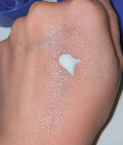 クリアウェルネス UVエッセンスジェル/雪肌精/日焼け止めジェルを使ったクチコミ(3枚目)