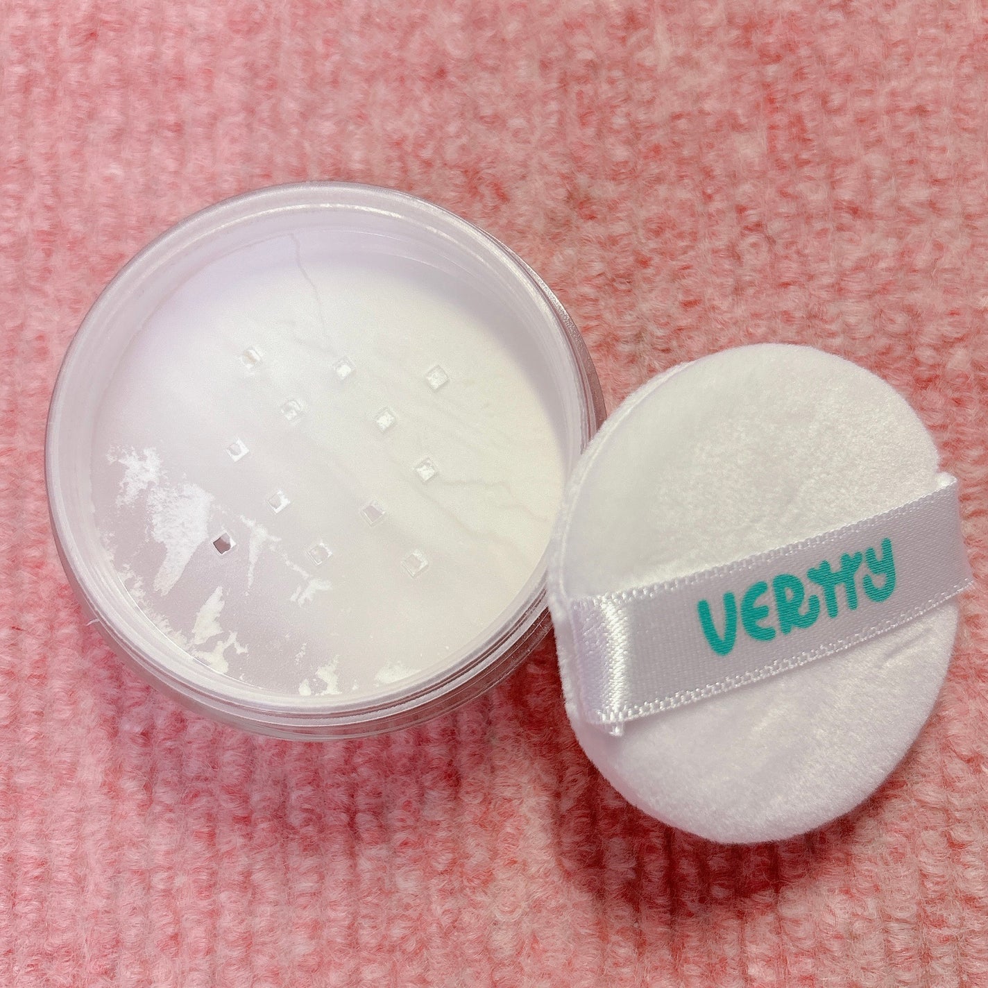 ノーセバムミントブラーパウダー /Vertty/ルースパウダーを使ったクチコミ(2枚目)