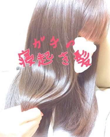 こんにちは！
今回は私のヘアケアについてご紹介したいと思います！ただケアといってもあんず油とくししか使っていません！なのであんず油のよさを
語っていきます！

あんず油とは、あんず種から抽出されたオイル