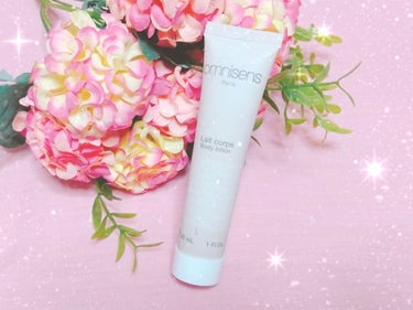 オムニサンス Lait corpsのクチコミ「🌸オムニサンス　ボディーローション🌸
❁
❁

伸びが良くていい香りです🌼
持ち運びやお泊りに.....」（1枚目）