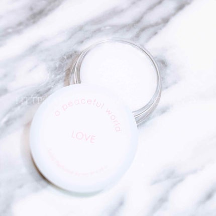 LOVE ソリッドパフューム/a peaceful world/練り香水を使ったクチコミ(2枚目)