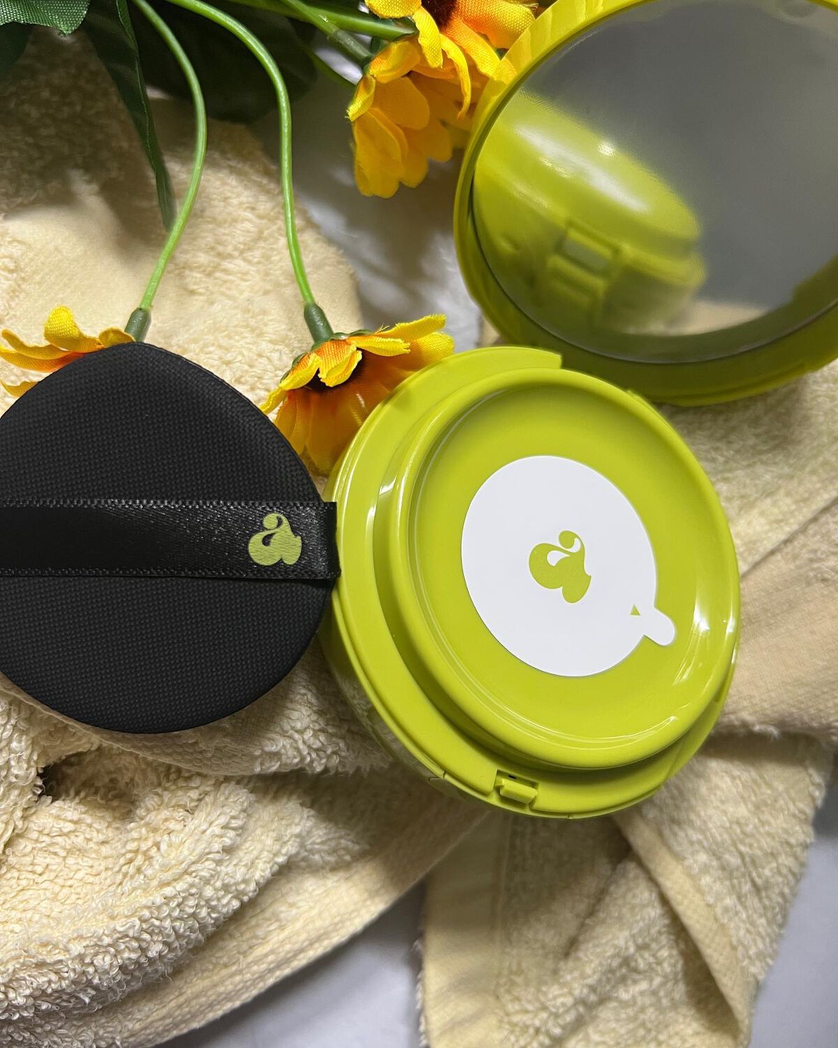 サテンウエアヘルシーグリーンクッション 21N EBURNEAN エバニン/unleashia/クッションファンデーションを使ったクチコミ（2枚目）