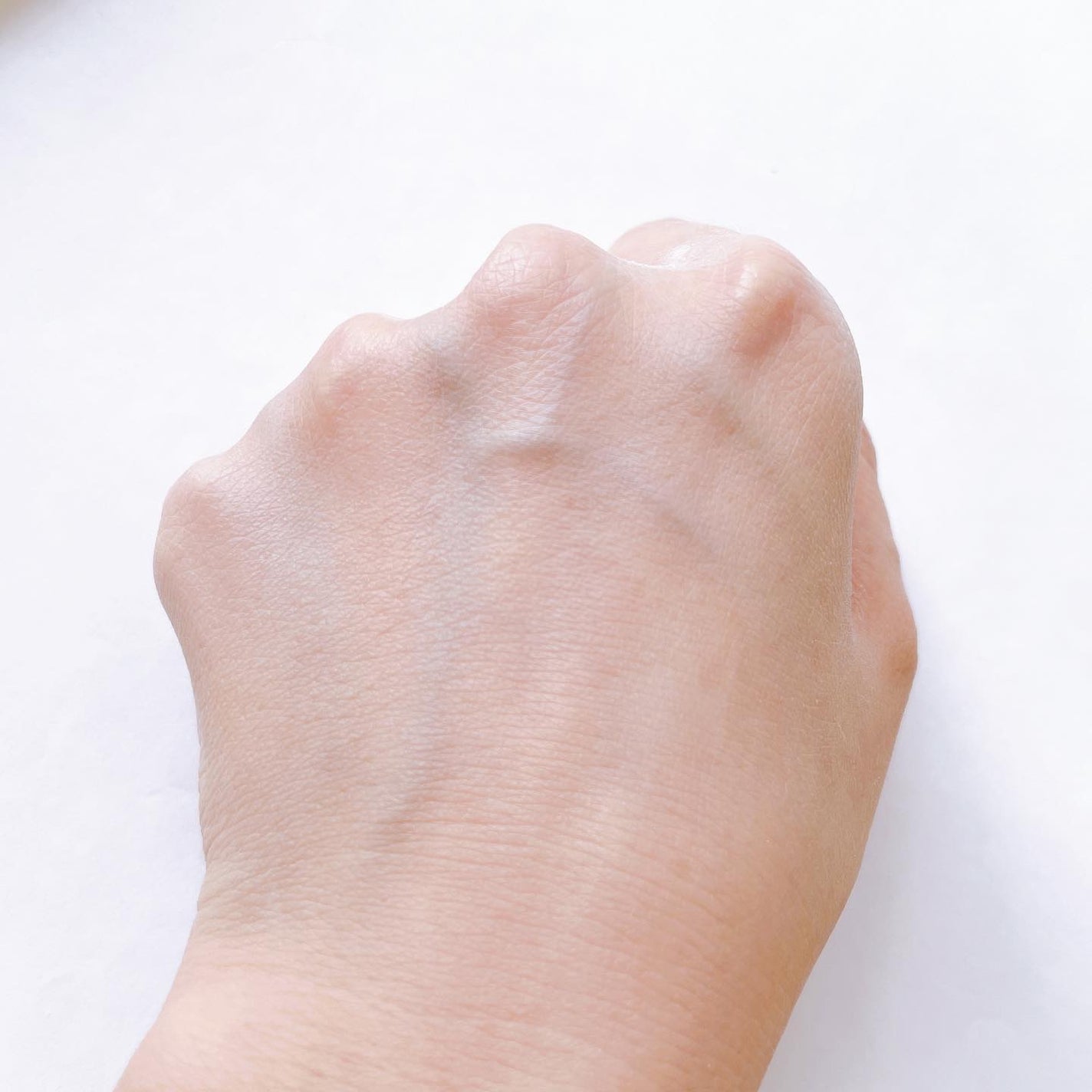 ルースパウダー<テカリ防止タイプ>/Moist Labo/ルースパウダーを使ったクチコミ(4枚目)