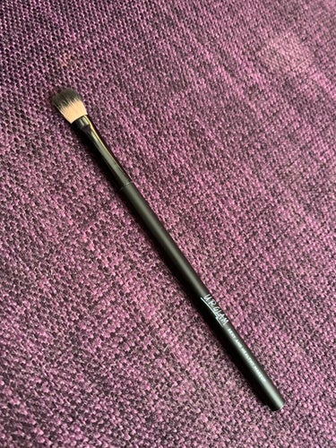 UR GLAM　EYESHADOW BRUSH A/U R GLAM/メイクブラシを使ったクチコミ（1枚目）