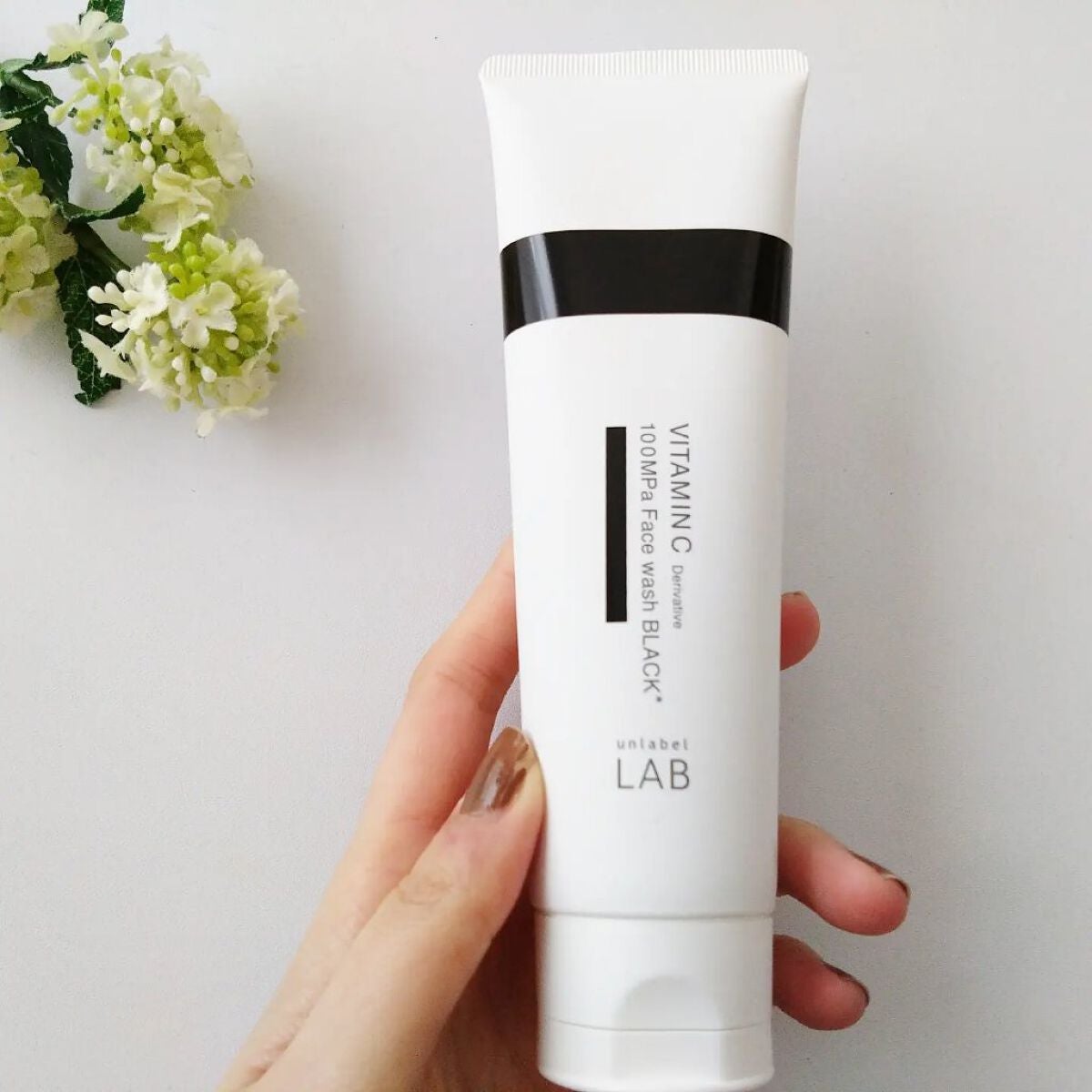 ラボ V 酵素洗顔フォーム ブラック/unlabel/洗顔フォームを使ったクチコミ(1枚目)