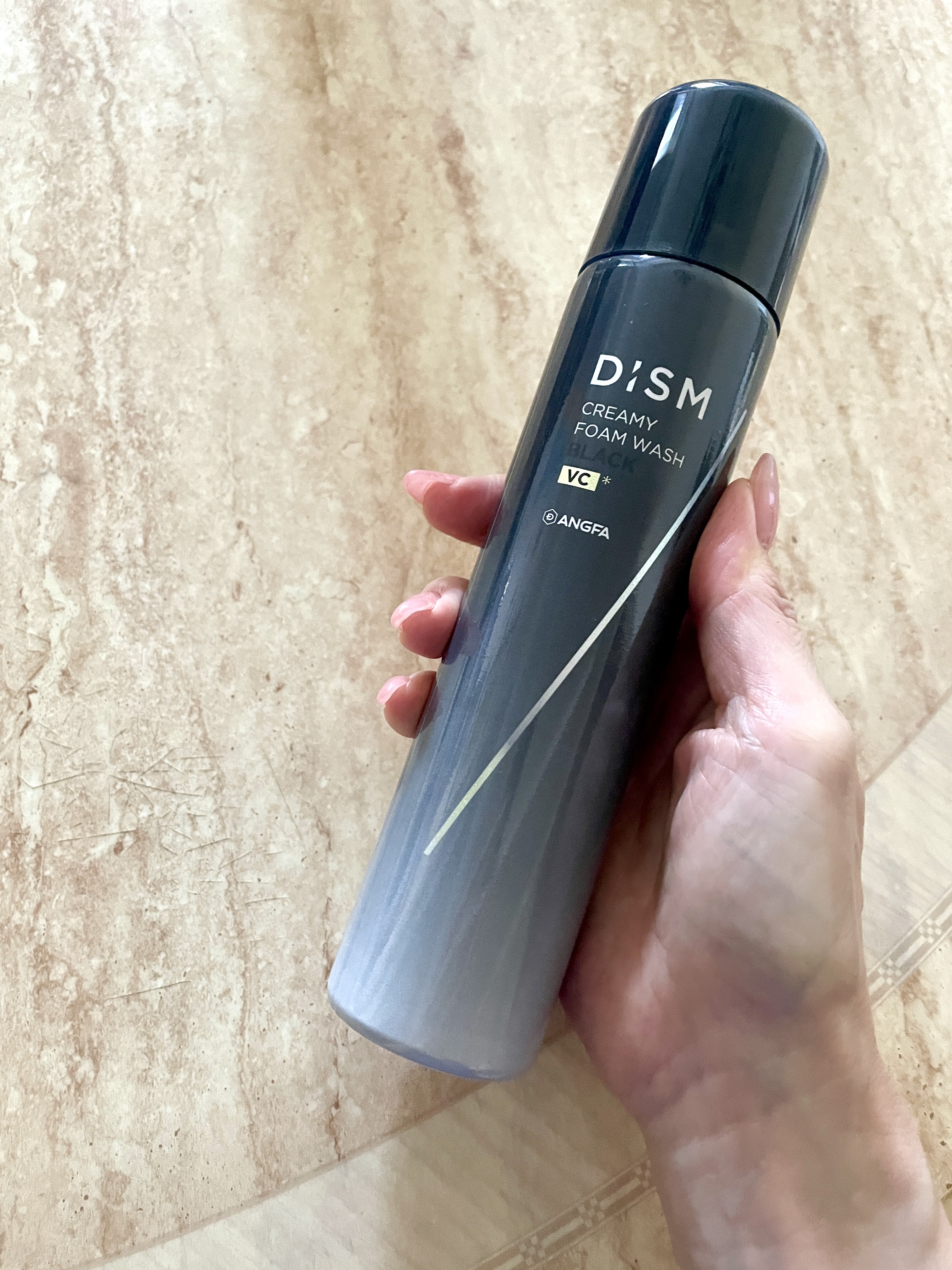 ディズム クリーミーフォームウォッシュ ブラック/DISM/泡洗顔を使ったクチコミ（1枚目）