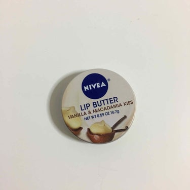 NIVEA(海外) リップバターのクチコミ「NIVEA ニベア
LIP BUTTER リップバター
Vanilla & Macadamia.....」（3枚目）