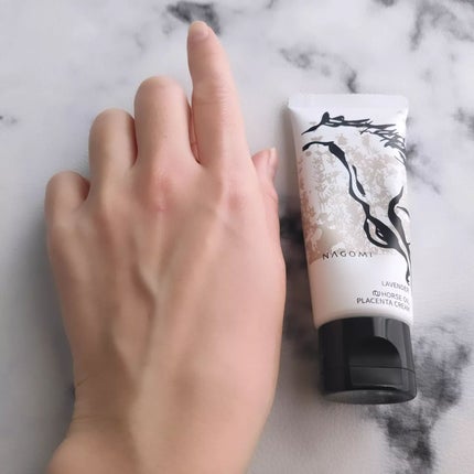 ⾺プラセンタエキス配合 ⾺油クリーム ラベンダーの⾹り/&NAGOMI/ボディクリームを使ったクチコミ(5枚目)