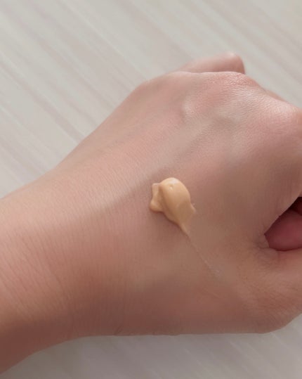 コラーゲンモイスチャースキンベース/illuN/化粧下地を使ったクチコミ(2枚目)