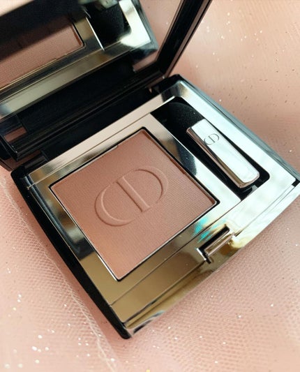 モノ クルール クチュール/Dior/単色アイシャドウを使ったクチコミ(2枚目)