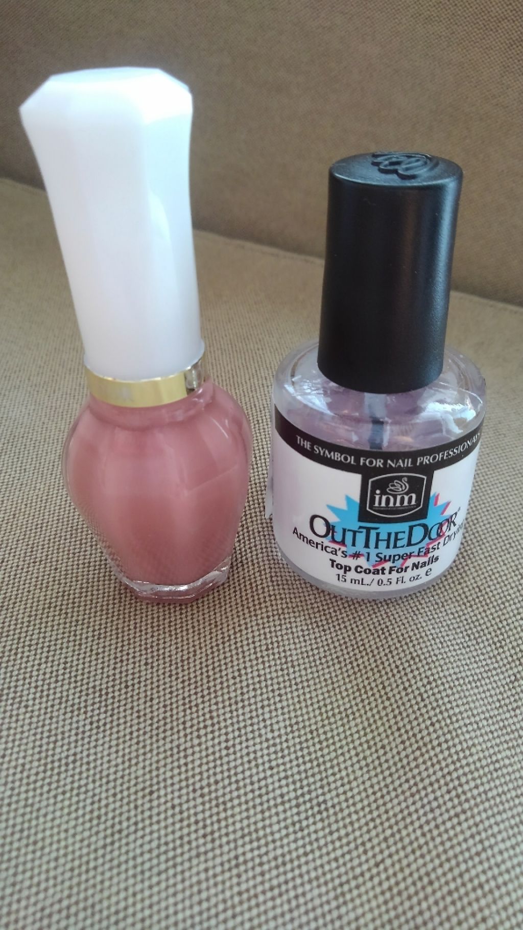 グロスアップネイルカラー/コフレドール/マニキュアを使ったクチコミ（2枚目）