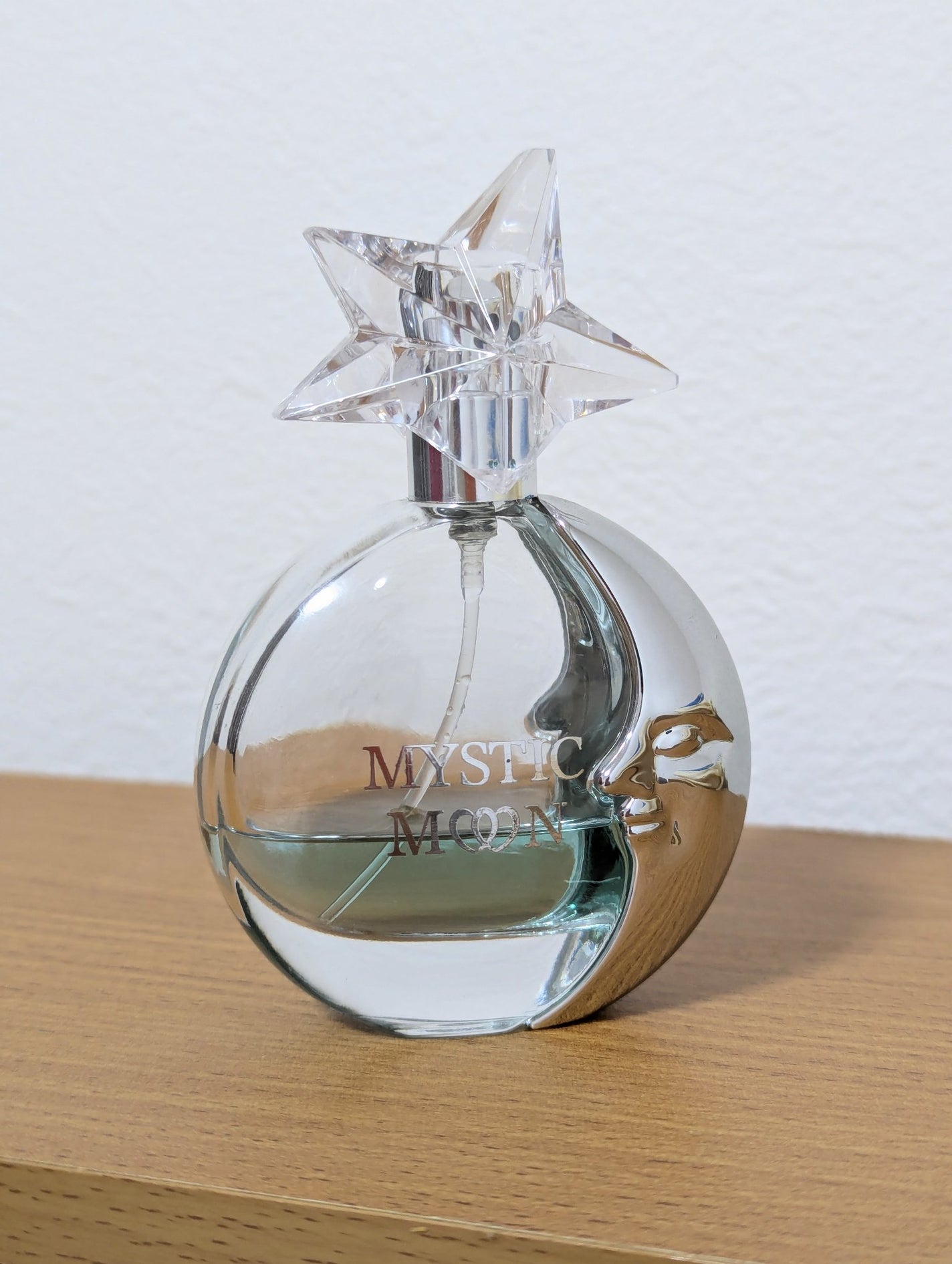 ミスティックムーン プラチナ/アマティアス/香水(レディース)を使ったクチコミ(1枚目)