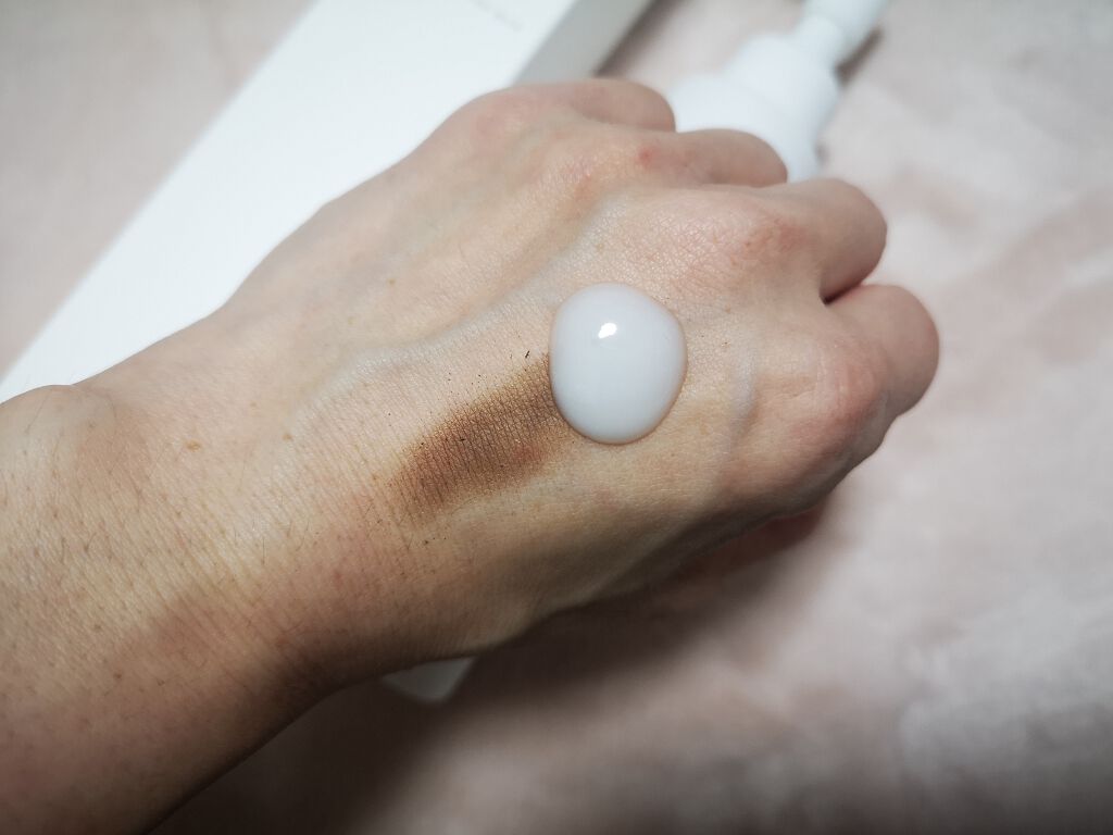 ボタニカルモイストクレンジングミルク/ヴァントルテ/ミルククレンジングを使ったクチコミ(4枚目)