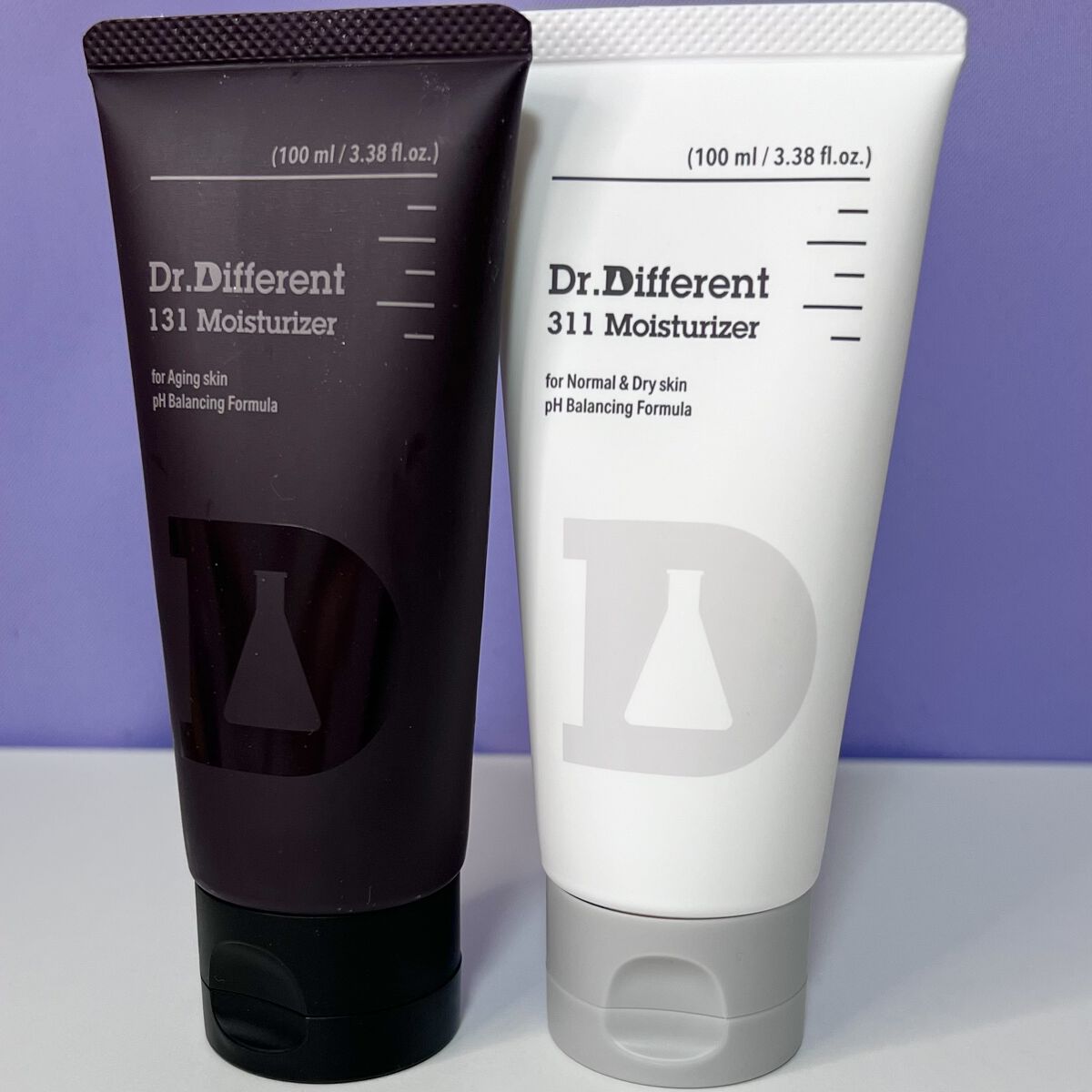 Dr.Different 311モイスチャライザーのクチコミ「同じシリーズの113モイスチャライザーを使い切ったので比較すると、
●113
テクスチャ
→乳.....」（2枚目）