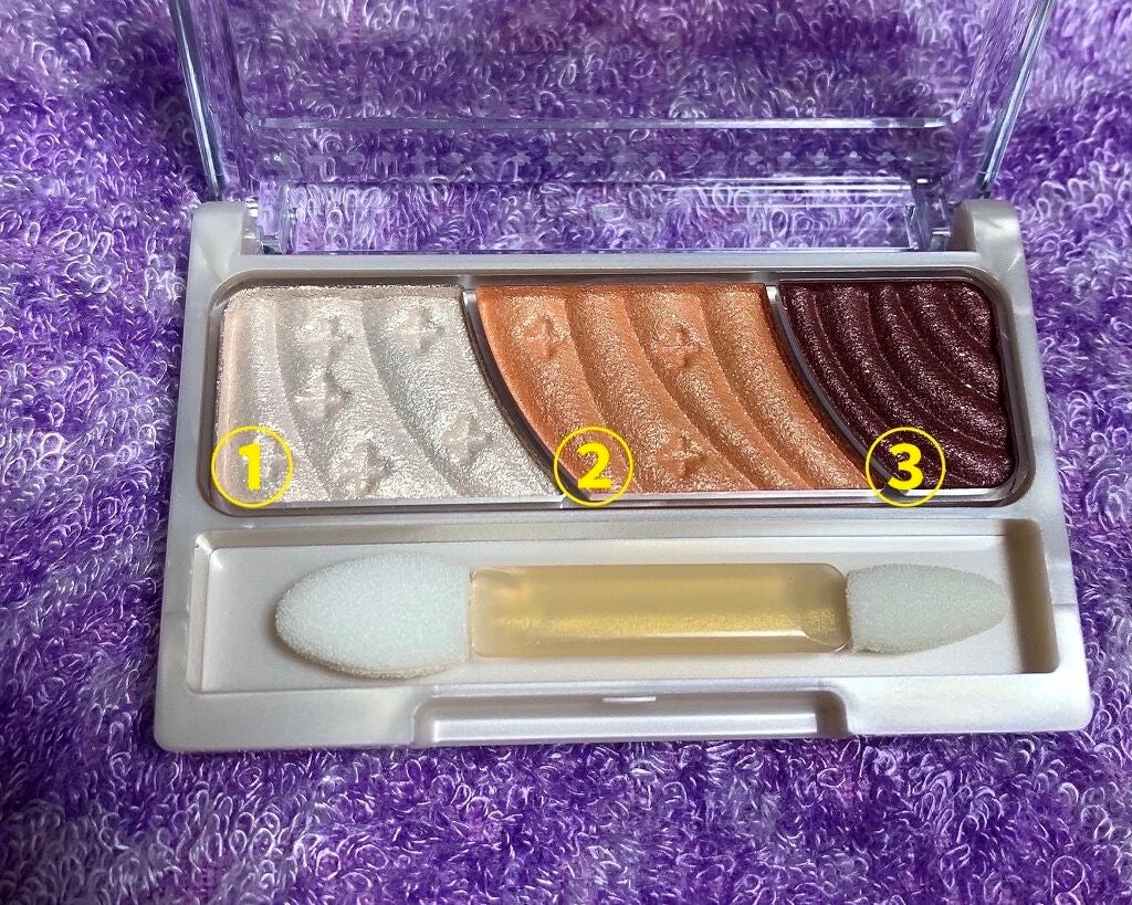 トーンアップアイシャドウ/CEZANNE/アイシャドウパレットを使ったクチコミ(2枚目)