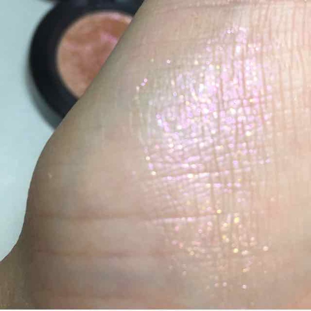 スモール アイシャドウ/M・A・C/単色アイシャドウを使ったクチコミ(3枚目)