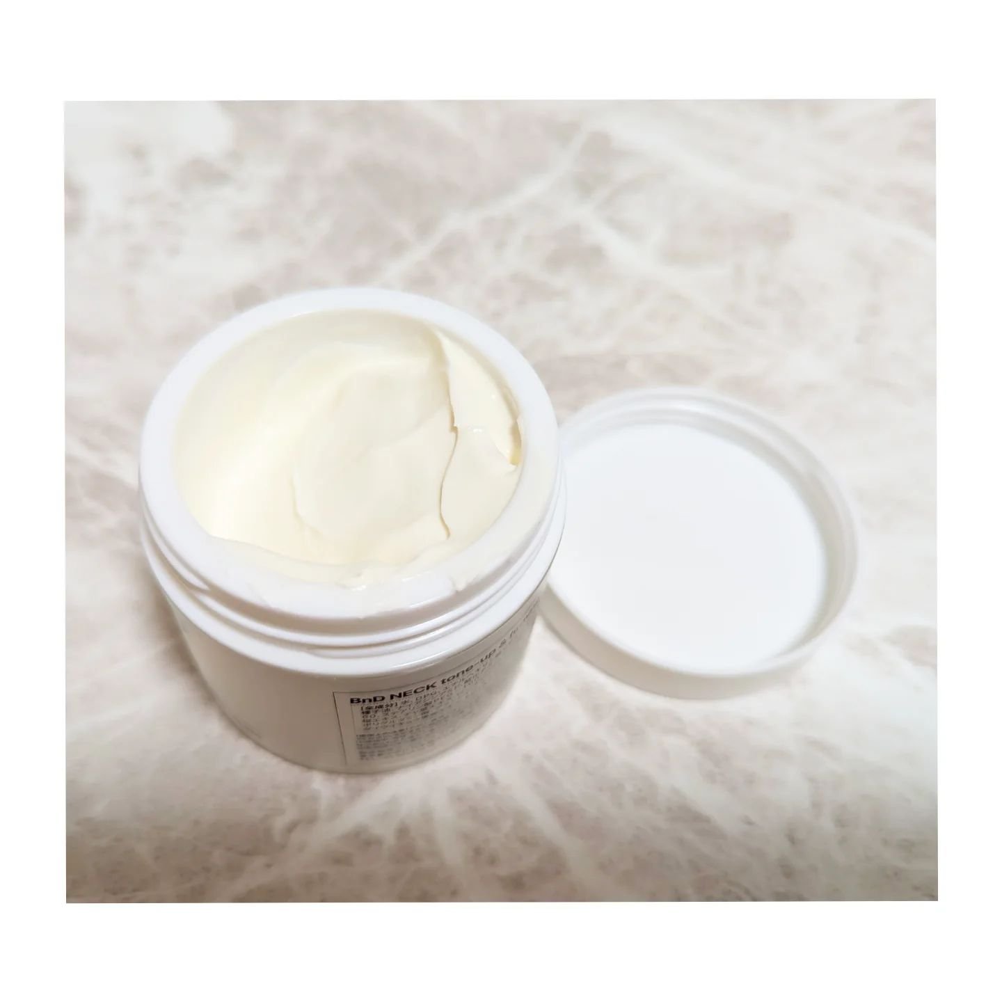 BnD ネックアイロン トーンアップ クリーム/BnD/ネック・デコルテケアを使ったクチコミ（3枚目）