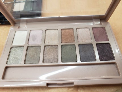 ヌードパレット ブラッシュド/MAYBELLINE NEW YORK/アイシャドウパレットを使ったクチコミ(2枚目)