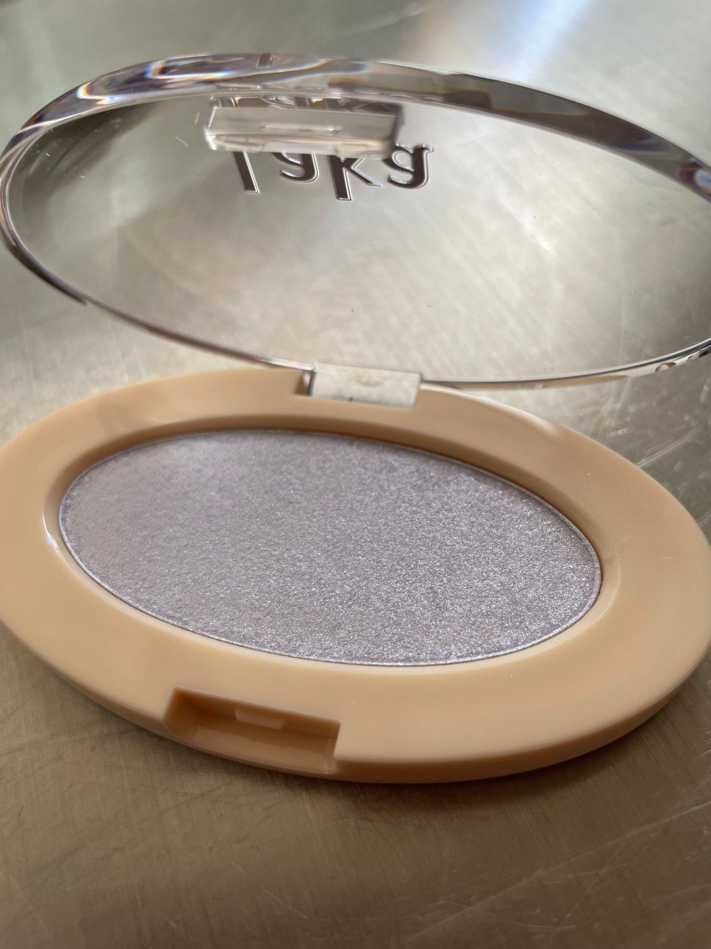 ドリームビームハイライター/Laka/パウダーハイライトを使ったクチコミ(1枚目)