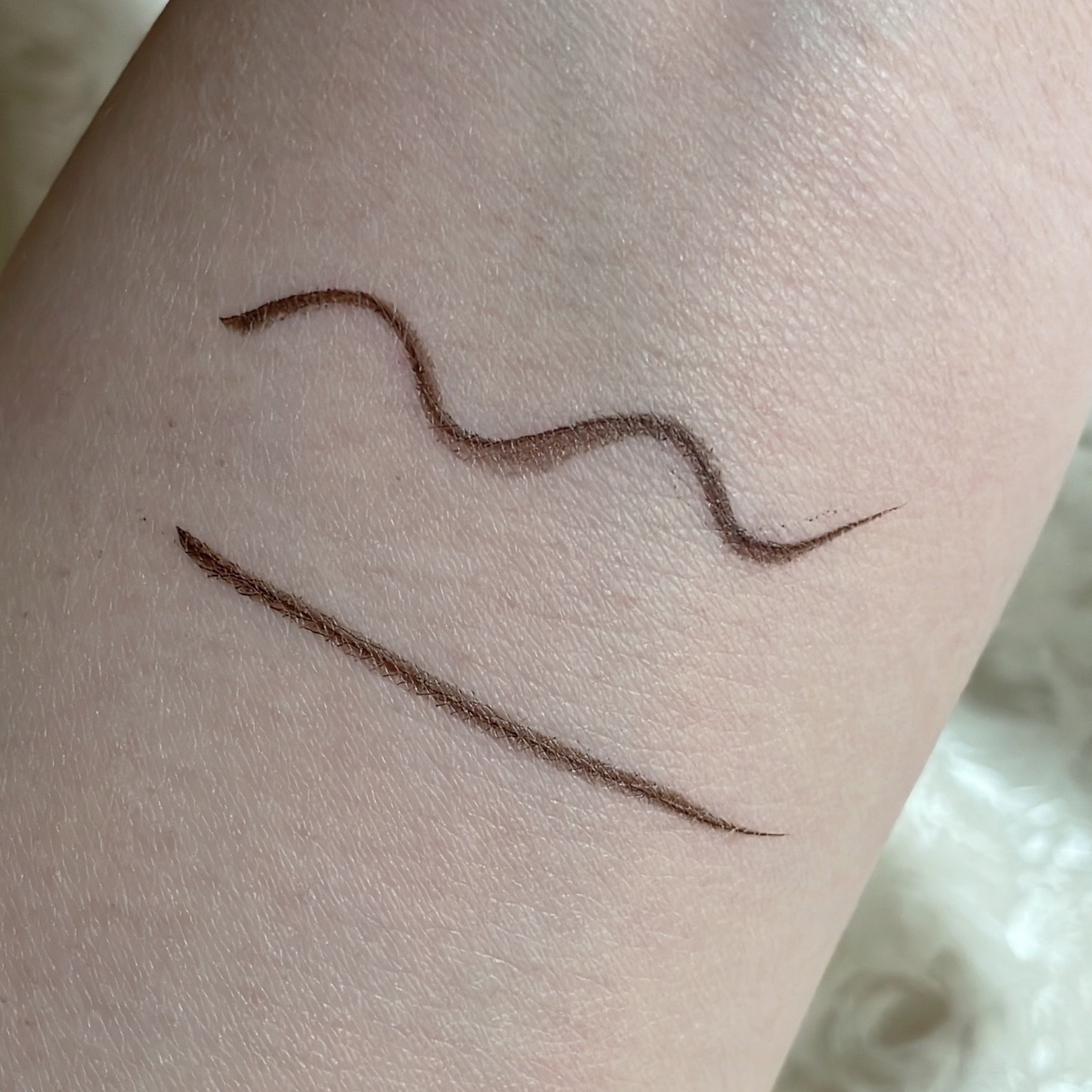 リキッドアイライナーR4/ラブ・ライナー/リキッドアイライナーを使ったクチコミ（2枚目）