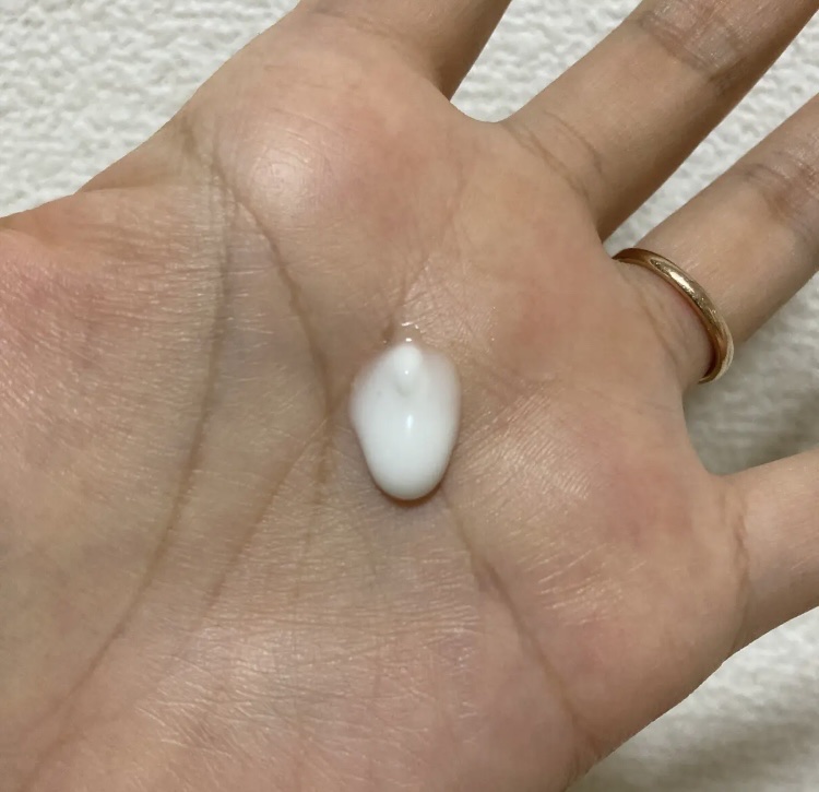 ニベアUV ウォータージェル SPF35 ポンプ140g/ニベア/日焼け止めジェルを使ったクチコミ（3枚目）