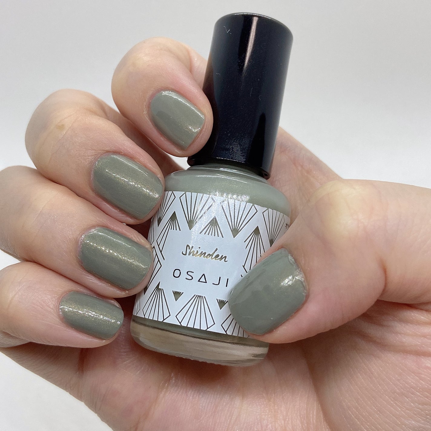 オサジ アップリフト ネイルカラー/OSAJI/マニキュアを使ったクチコミ(3枚目)
