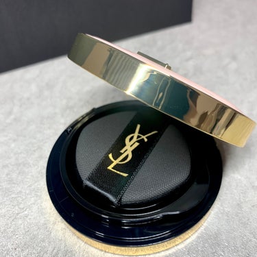 ラディアント タッチ グロウパクト B10/YVES SAINT LAURENT BEAUTE/クッションファンデーションを使ったクチコミ（2枚目）