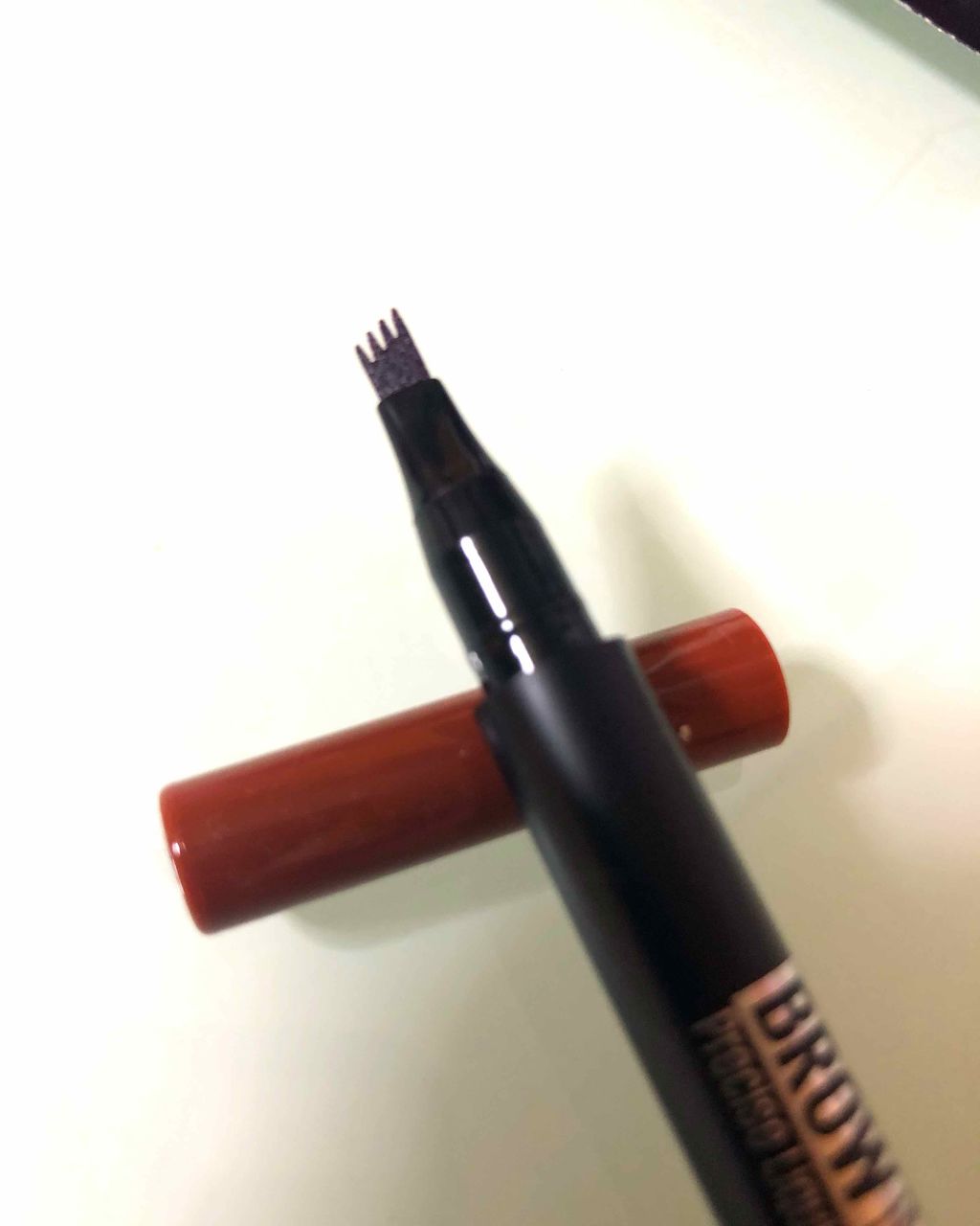 ブロウインク リキッドペン BG-1 バーガンディ/MAYBELLINE NEW YORK/リキッドアイブロウを使ったクチコミ（2枚目）