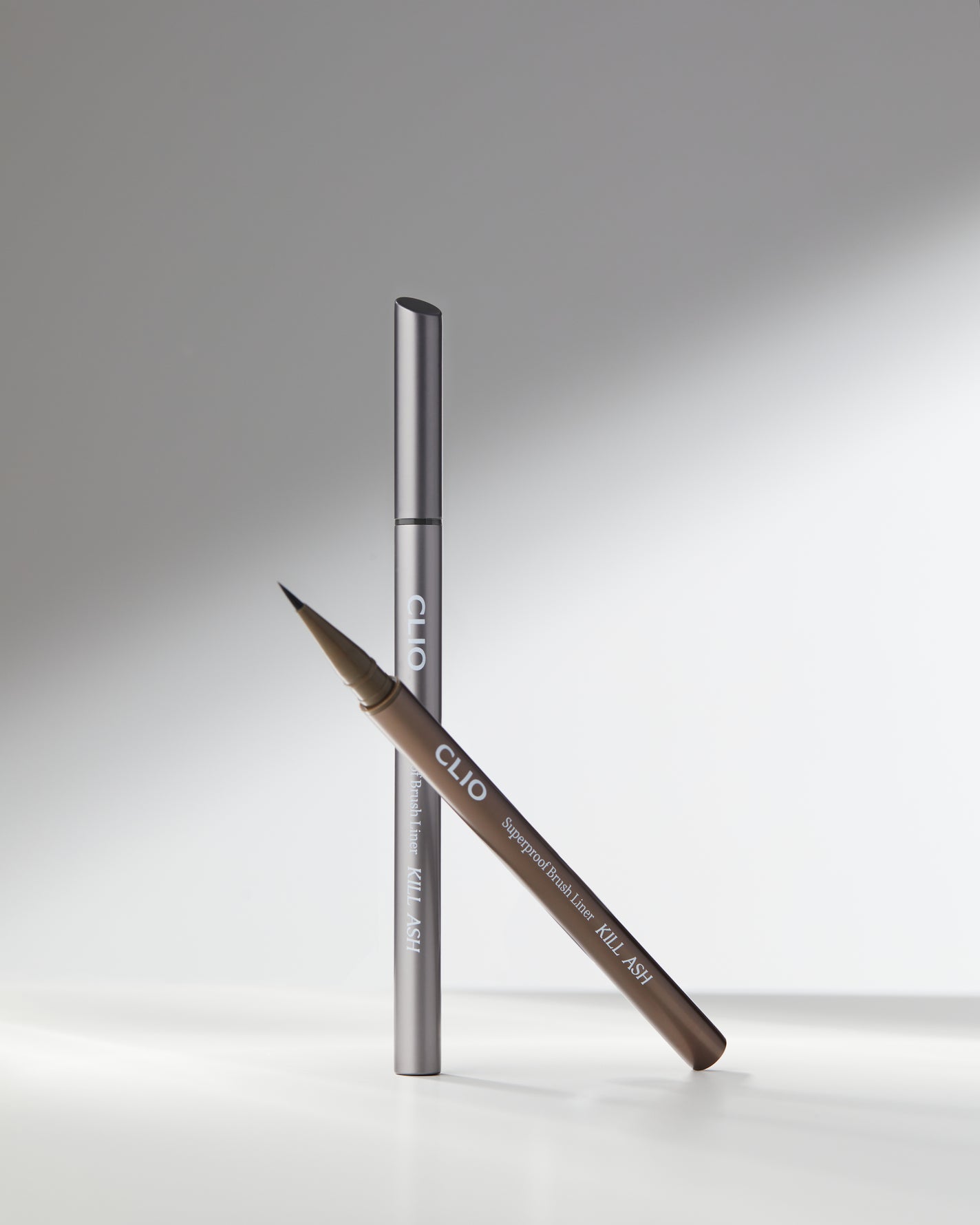 スーパープルーフ ブラッシュ ライナー キルアッシュ/CLIO/アイライナーを使ったクチコミ(1枚目)