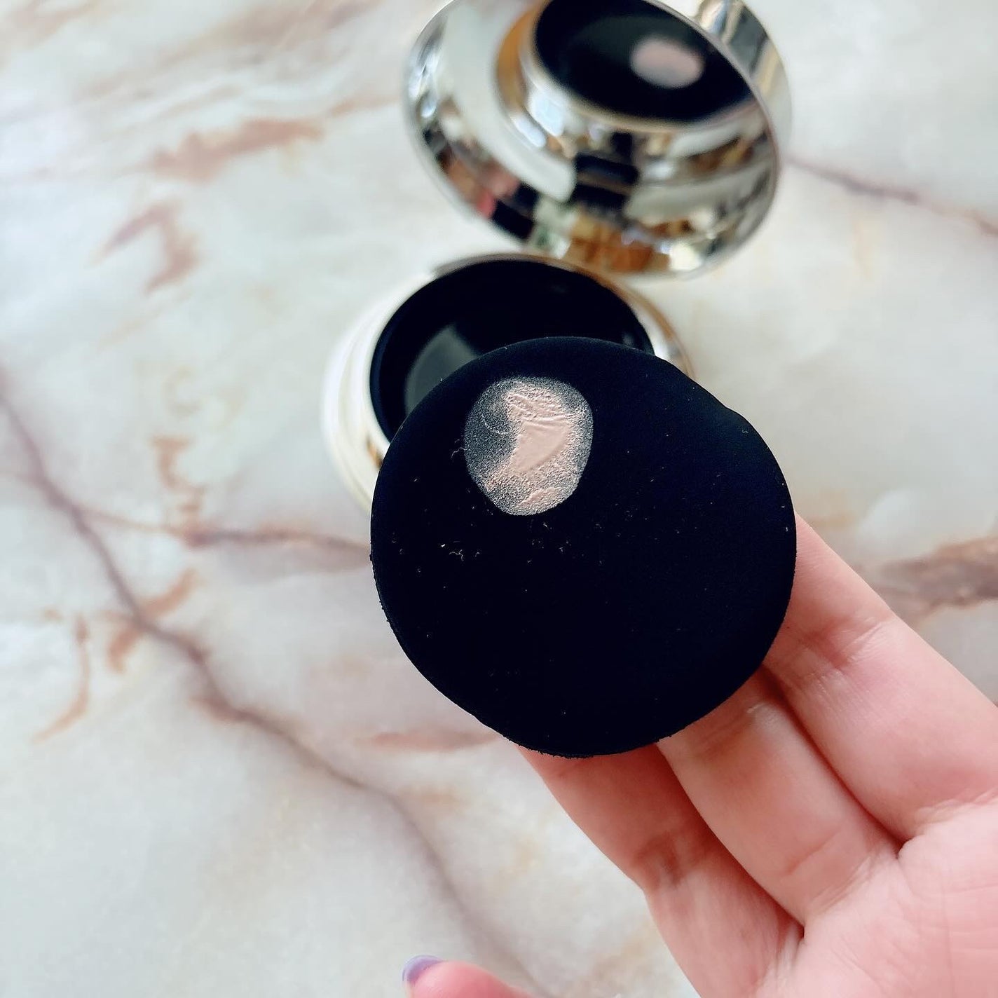 V3シャイニングファンデーション/SPICARE/クッションファンデーションを使ったクチコミ(5枚目)