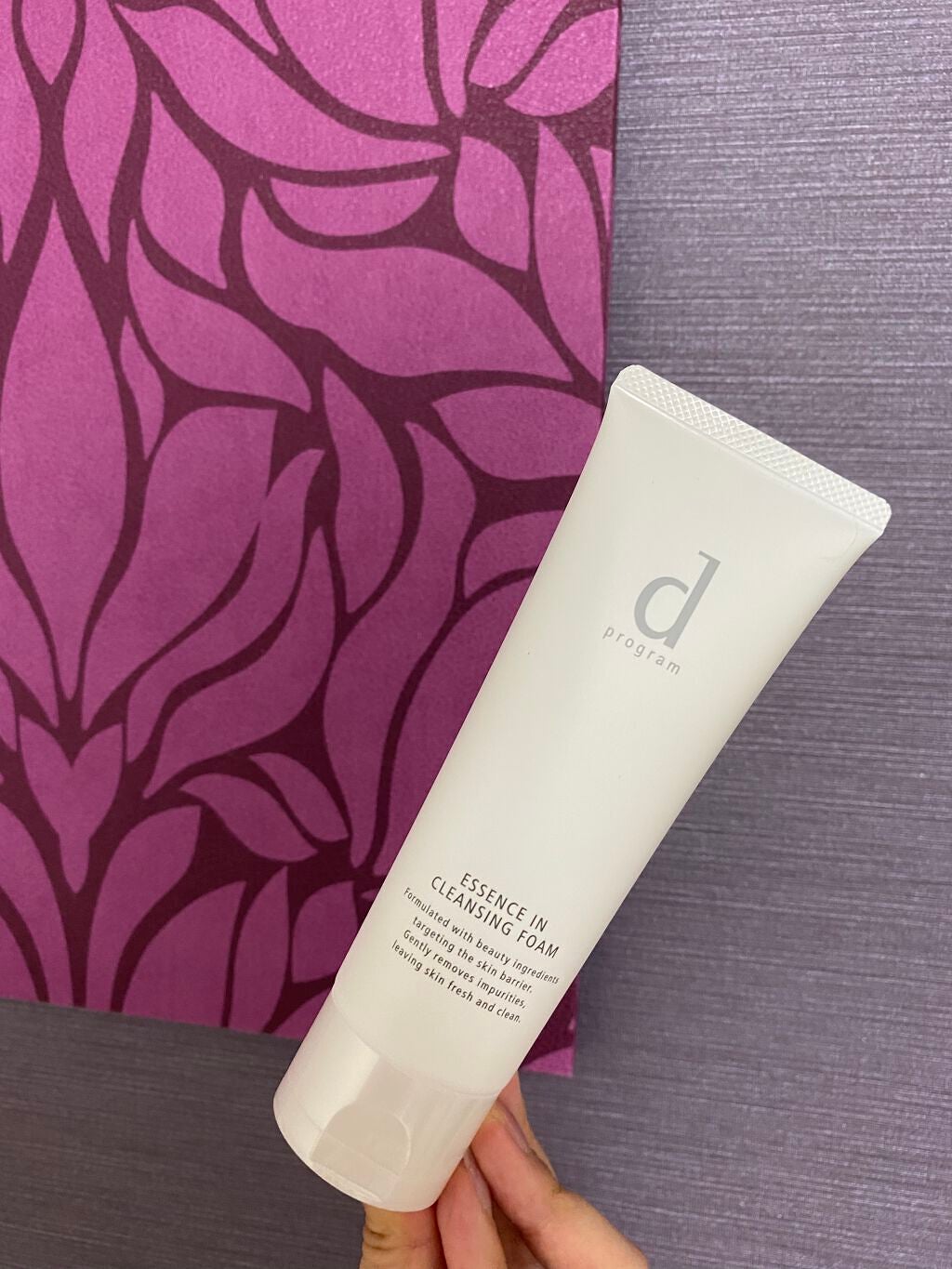 エッセンスイン クレンジングフォーム/d プログラム/洗顔フォームを使ったクチコミ(1枚目)