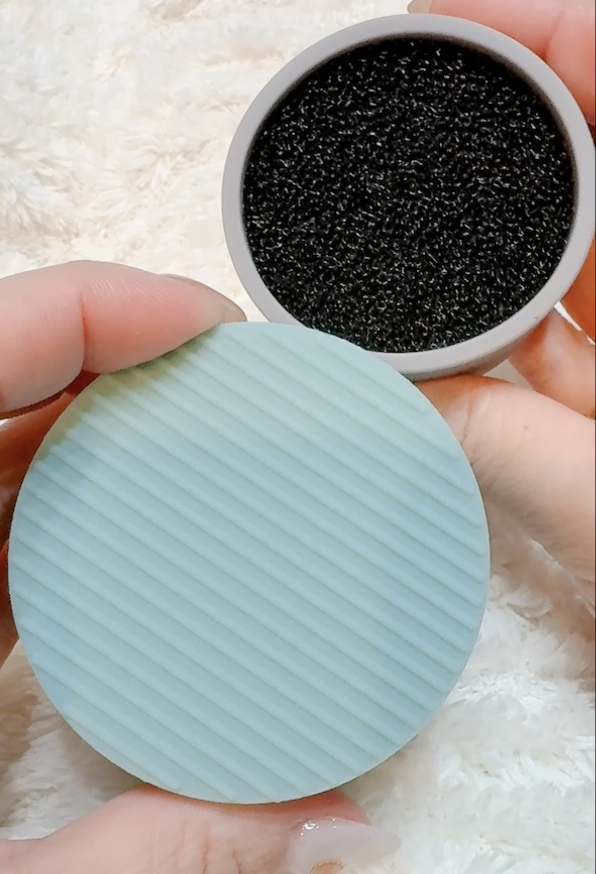 FilliMilli デュアルメイクブラシクリーナー/fillimilli/その他化粧小物を使ったクチコミ（2枚目）